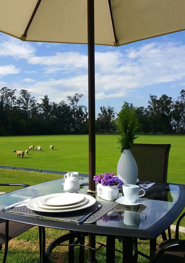La Palma Polo Hotel - Airport Area Puembo エクステリア 写真